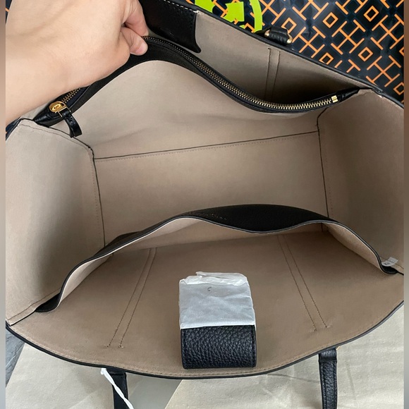 New✨ authentic tory burch thea large tote bag in black - Picture 8 of 16